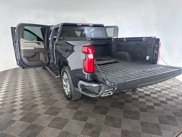 Used 2022 Gray Chevrolet LTZ image 20