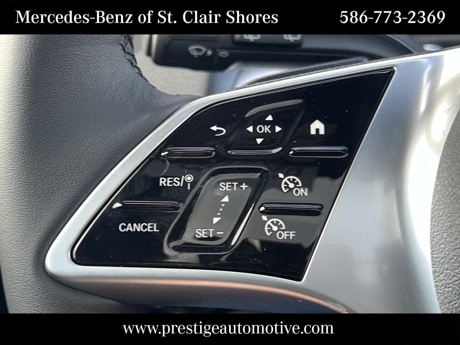 Used 2026 Black Mercedes-Benz GLB 250 image 34