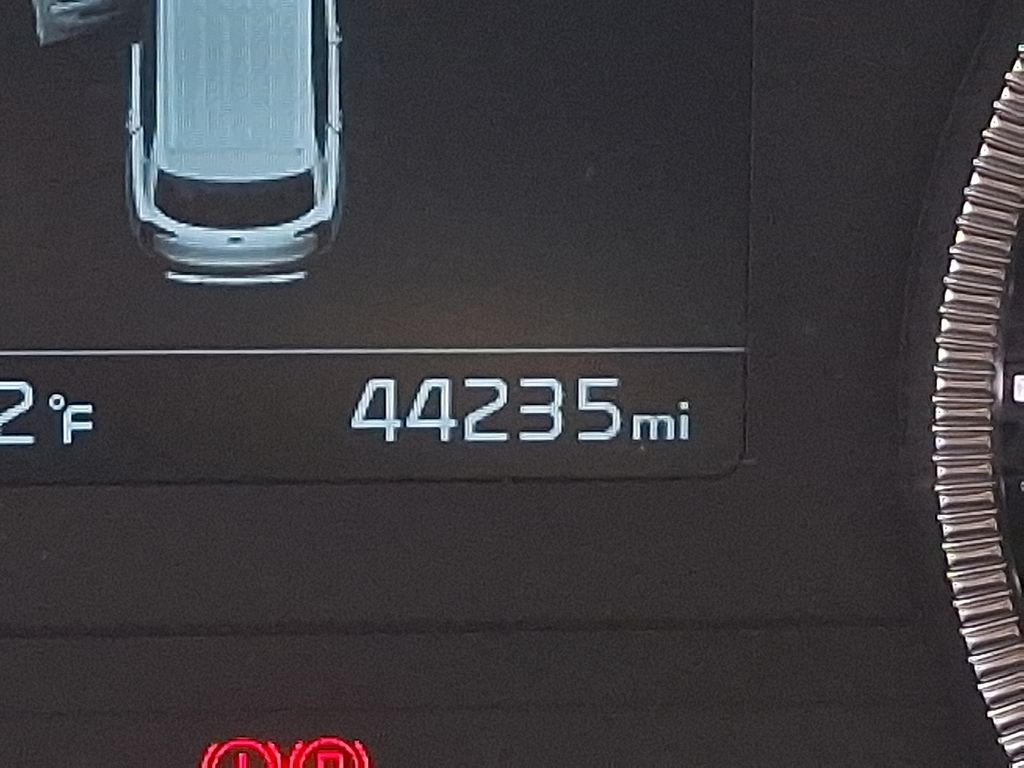 Certified Used 2021 White Kia LX image 20
