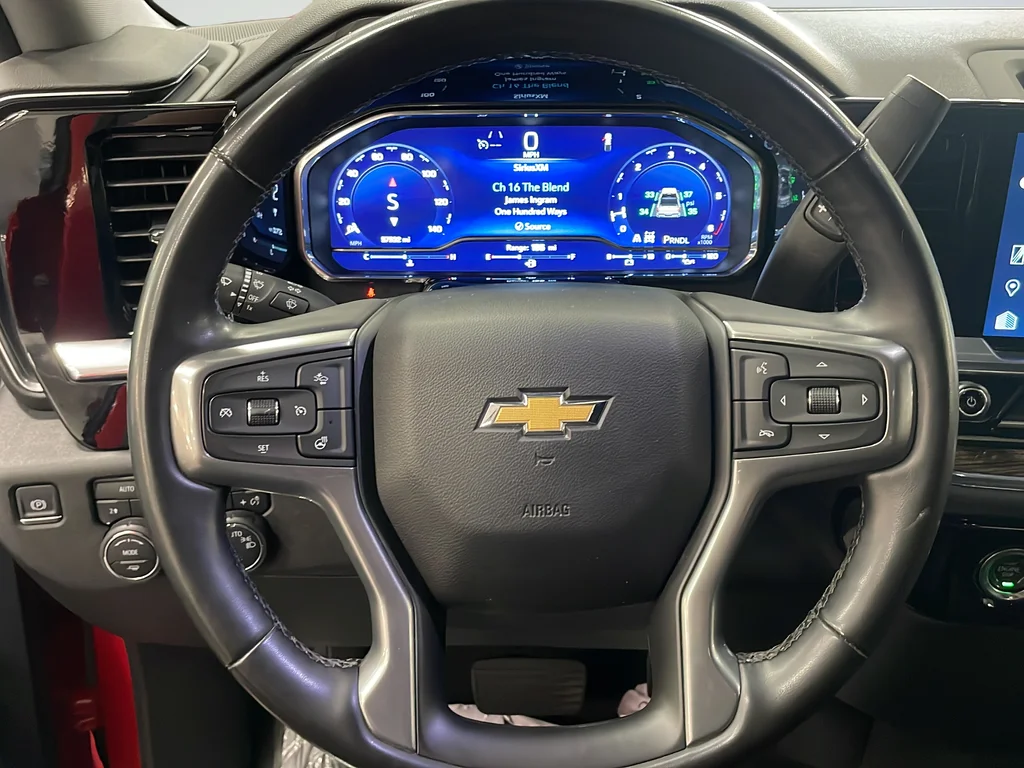 Used 2024 Red Chevrolet LT image 38