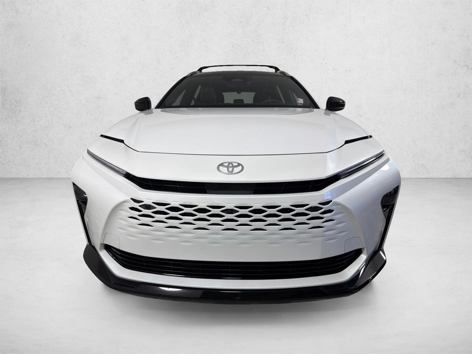Used 2026 Oxygen Toyota Limited image 9