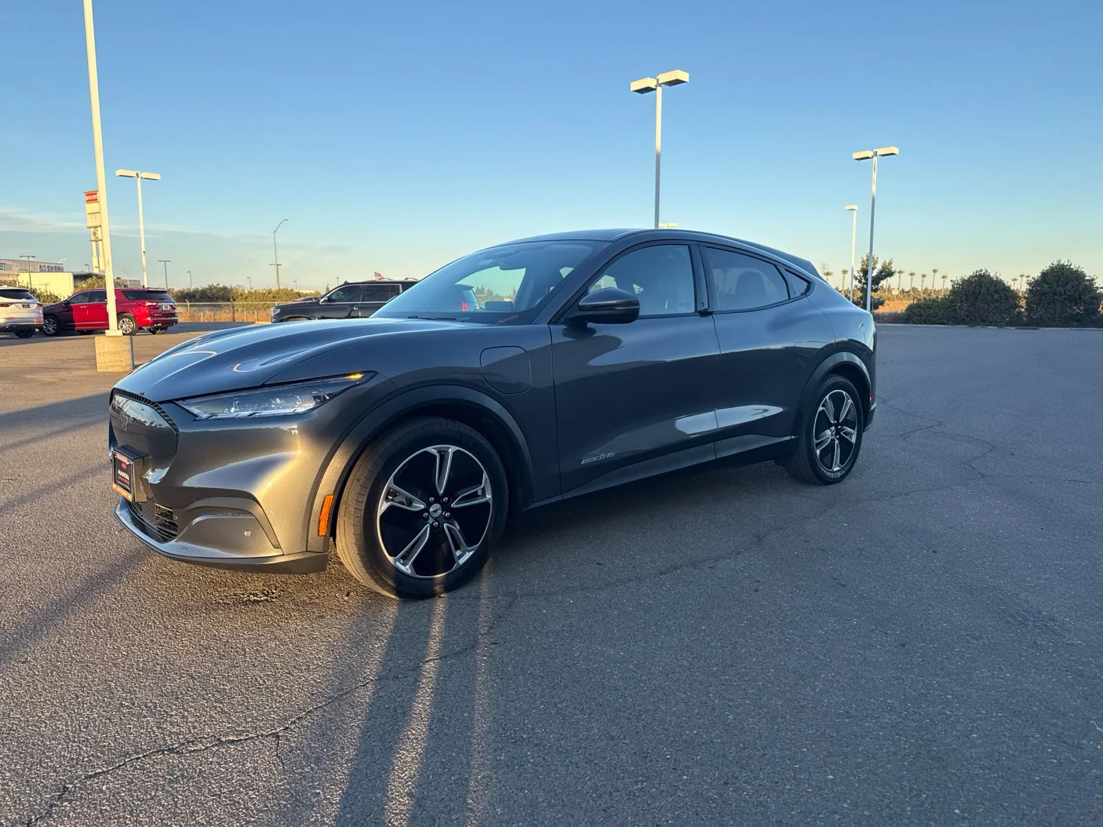 Used 2021 Gray Ford Select image 1