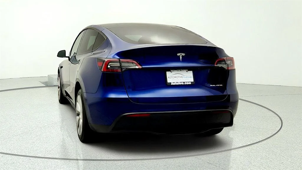 Used 2023 Deep Blue Metallic Tesla Long Range AWD w/ Acceleration Boost image 6