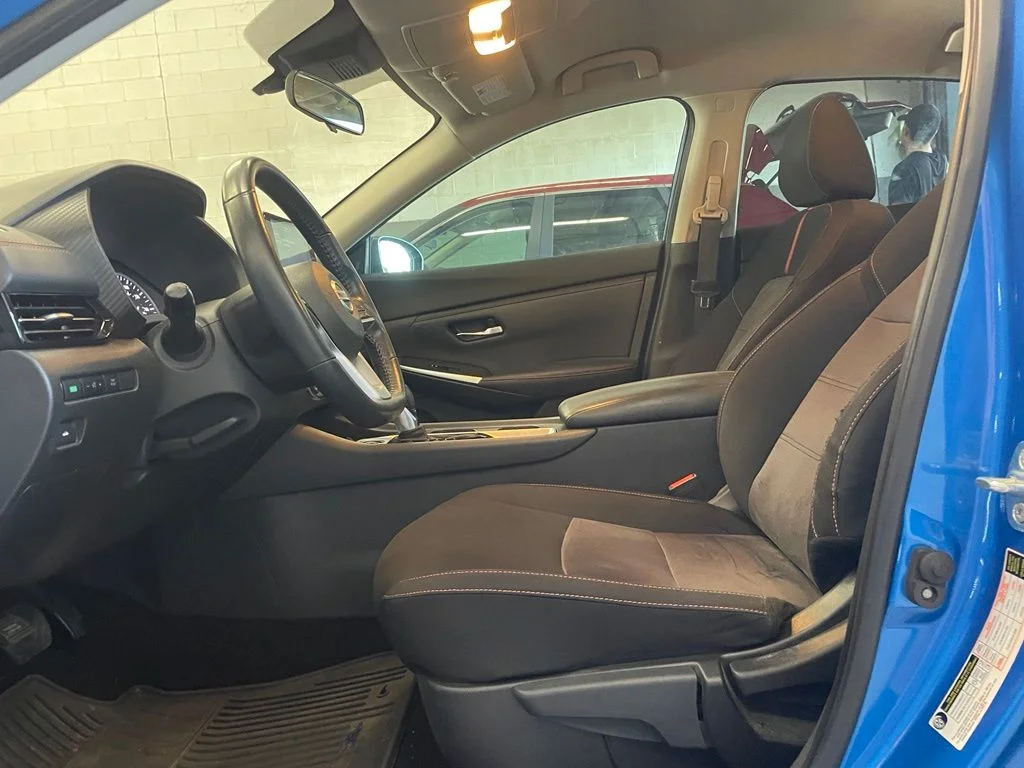 Used 2023 Blue Nissan SR image 10