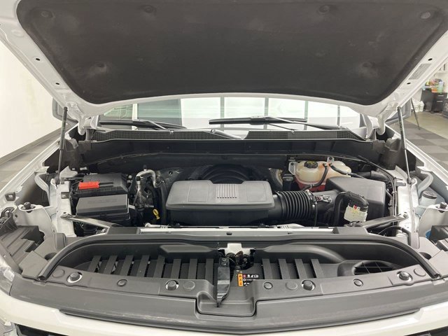 Used 2024 Summit White Chevrolet RST image 32