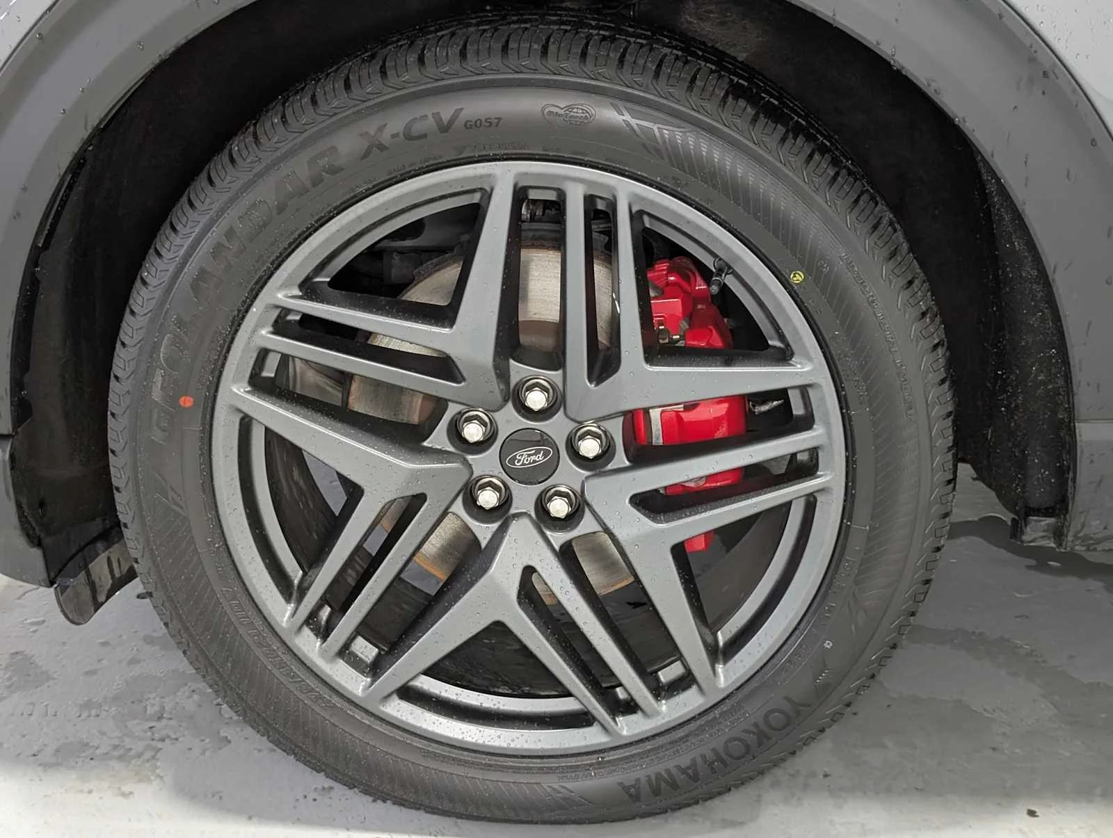 Used 2025 Carbonized Gray Metallic Ford ST image 3
