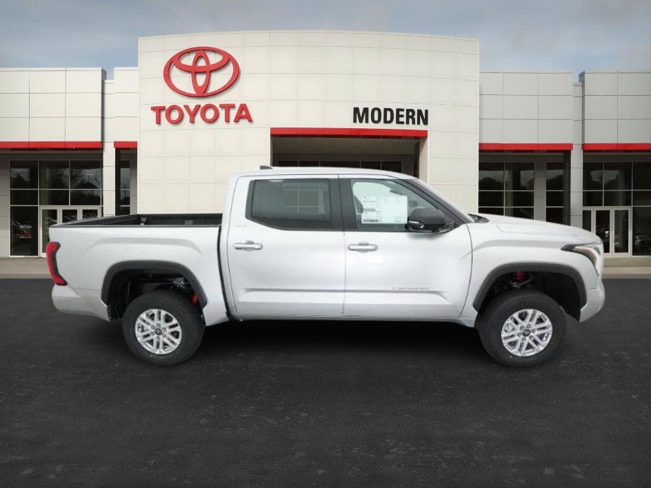 2026 Toyota Tundra SR5 - Photo 40