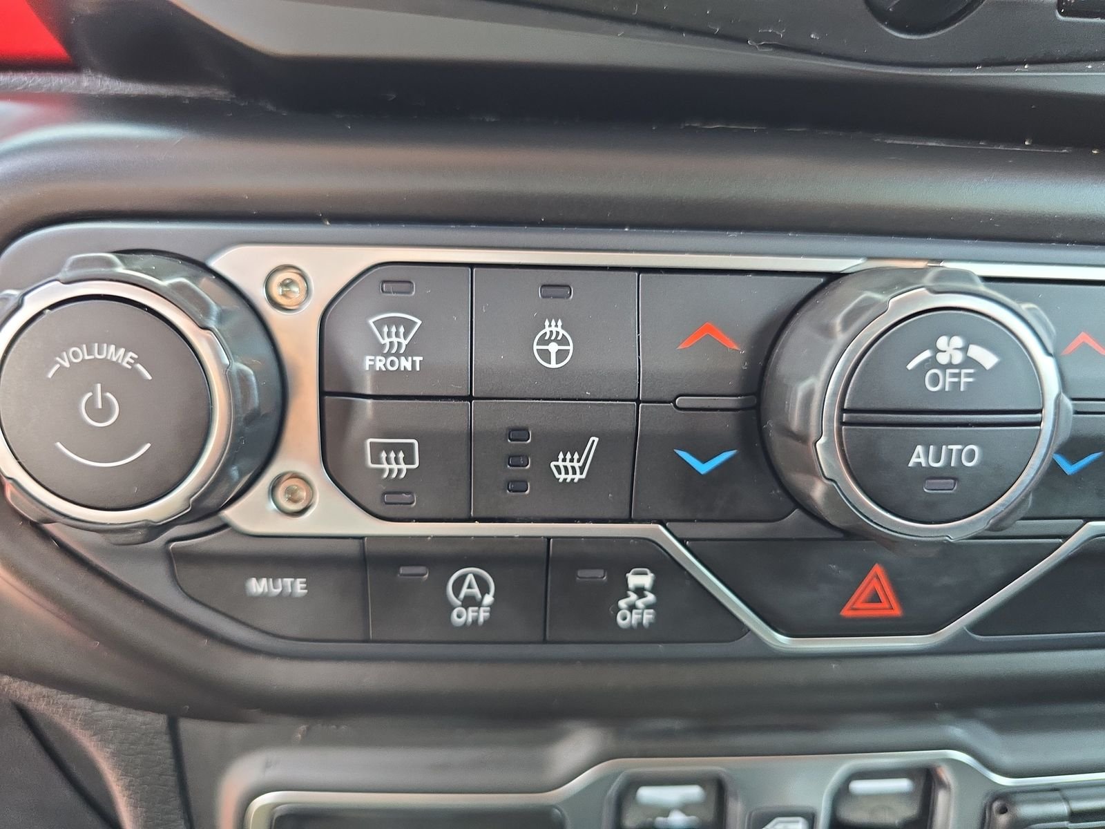 Used 2018 Red Jeep Unlimited Rubicon image 19