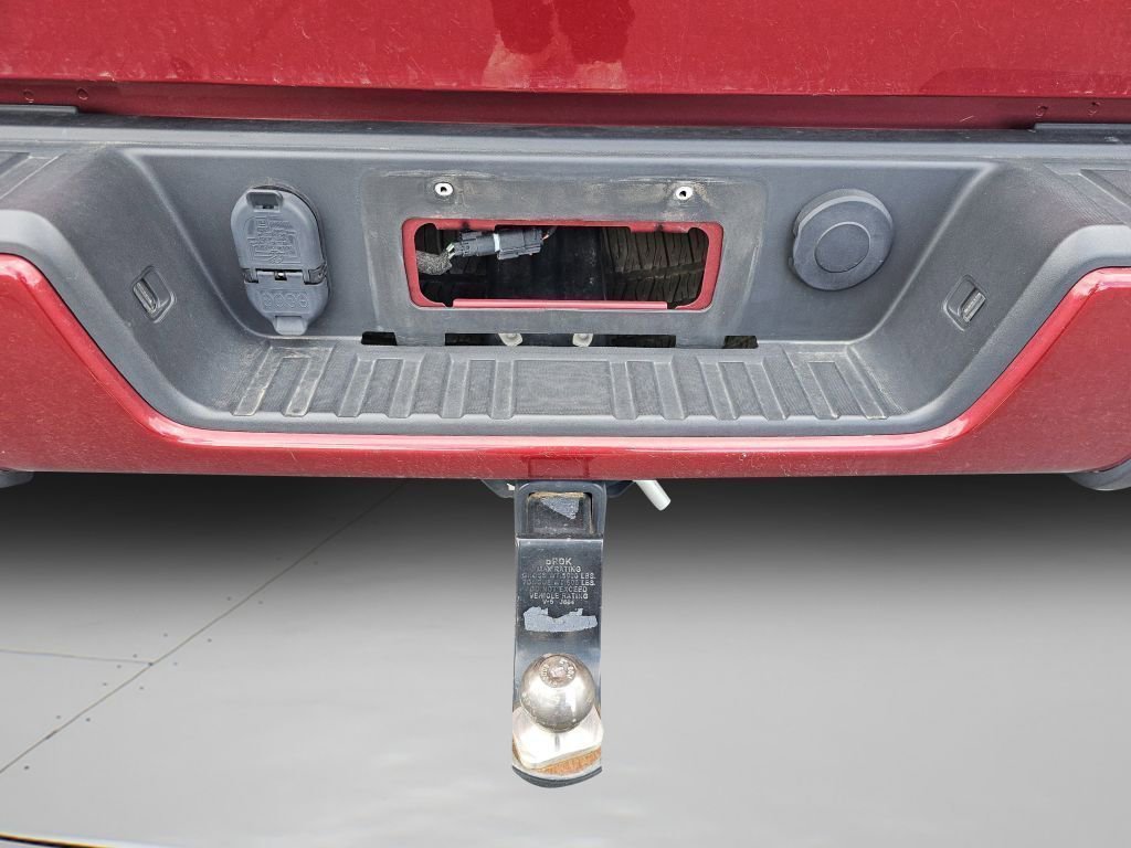 Used 2018 Cajun Red Tintcoat Chevrolet LT image 26