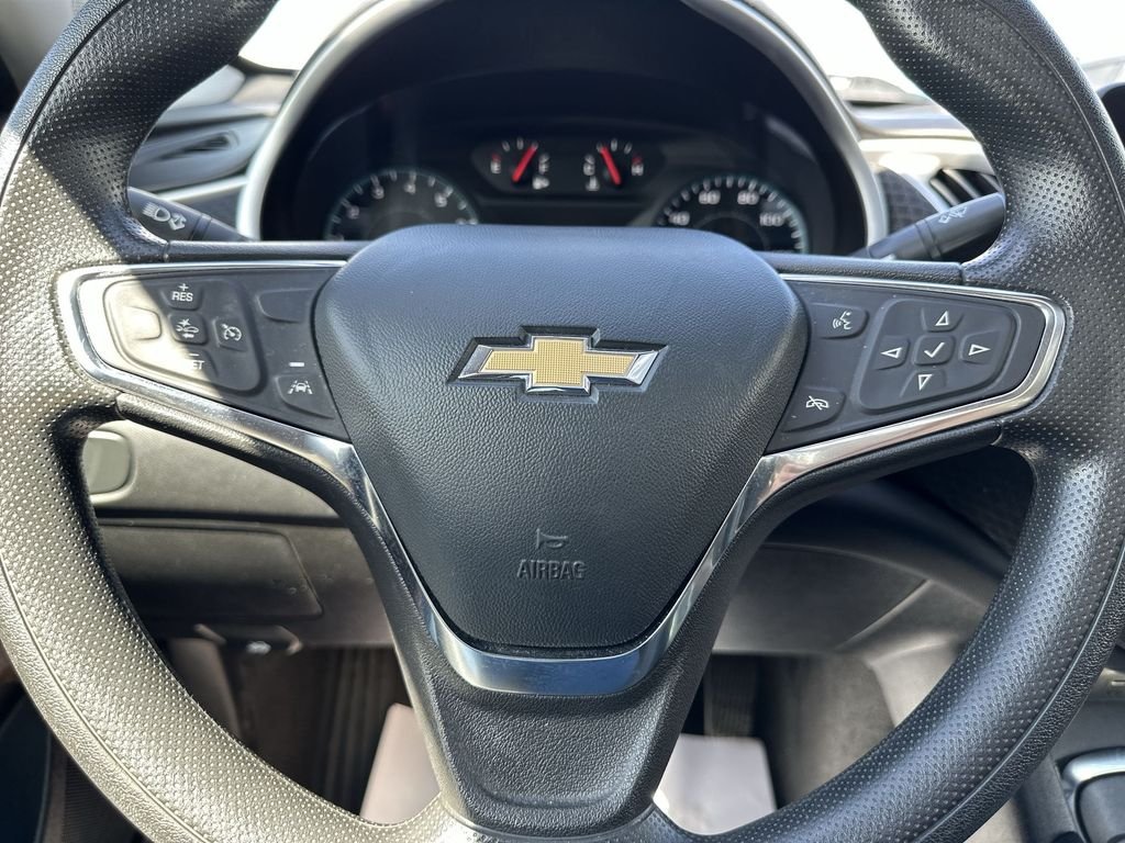 Used 2024 Summit White Chevrolet 1LT image 20
