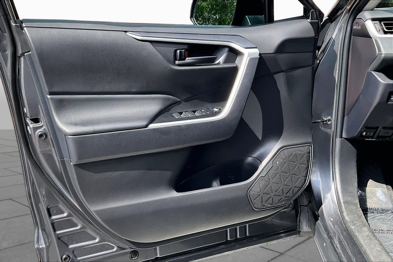Used 2025 Magnetic Gray Metallic Toyota LE image 22
