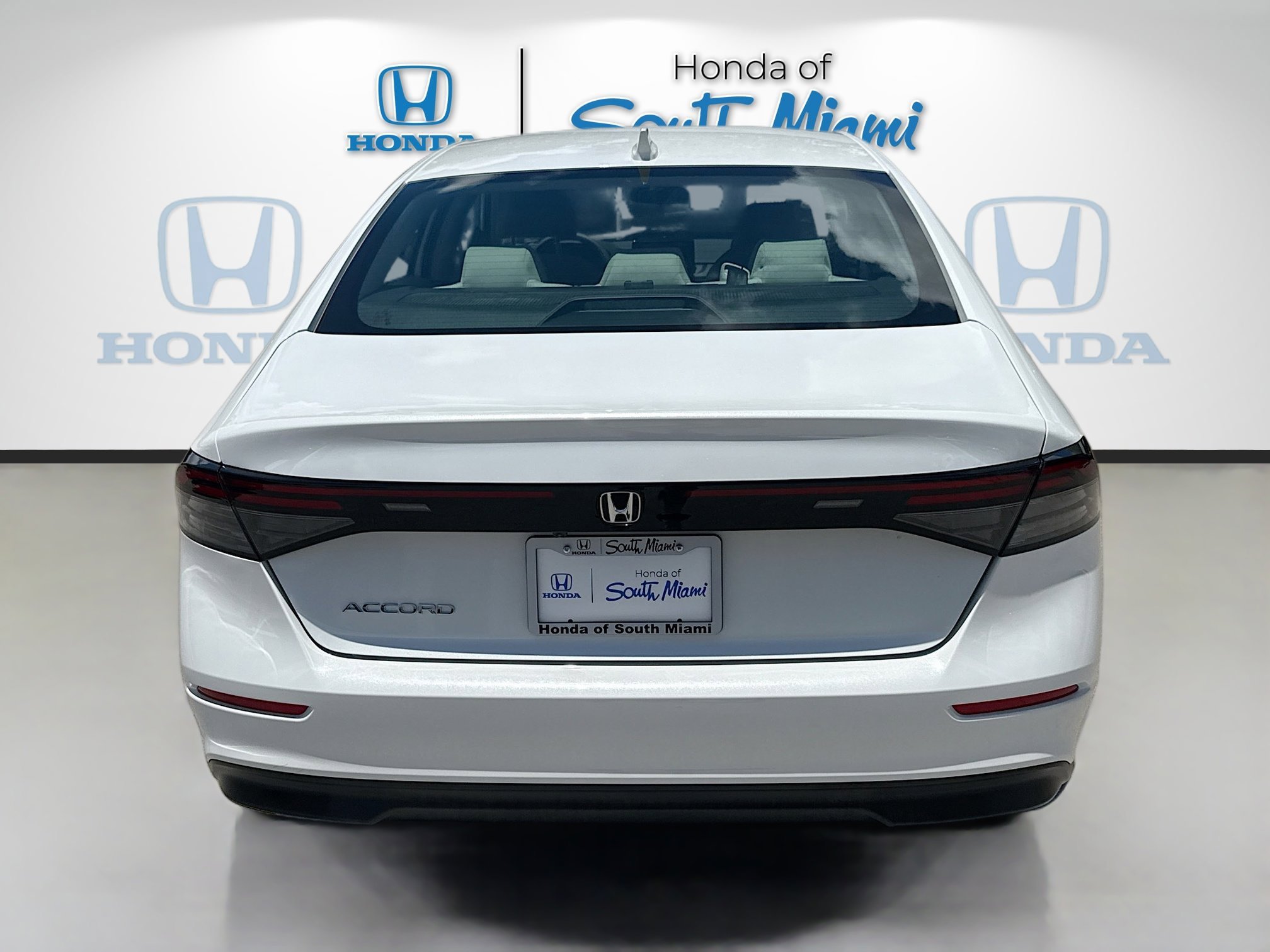 2024 Honda Accord EX - Photo 6
