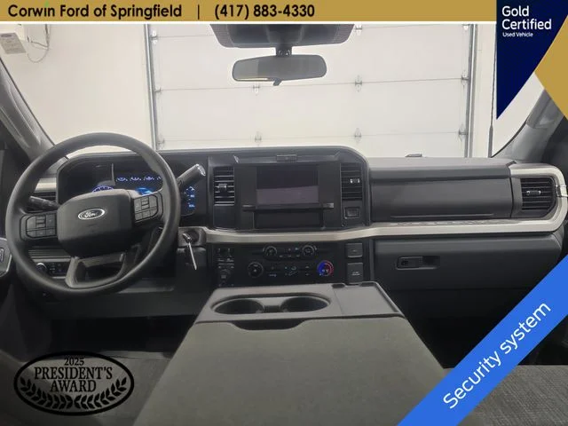 Certified Used 2025 Oxford White Ford XLT image 15