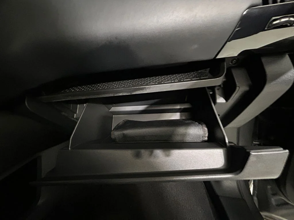 Used 2025 Gray Nissan SV image 24