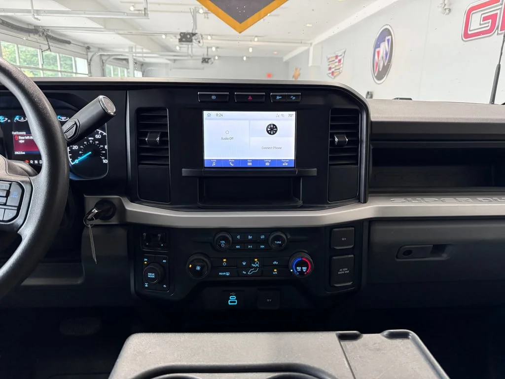 2024 Ford F-350 Super Duty XL - Photo 17