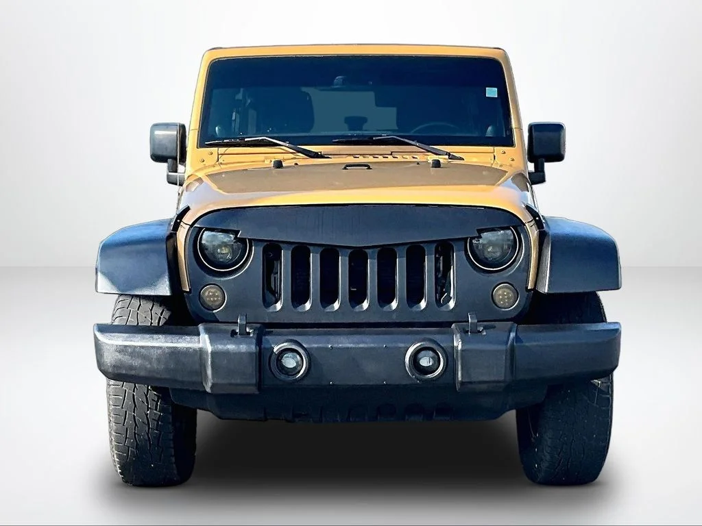 Used 2014 Beige Jeep Unlimited Sport image 3