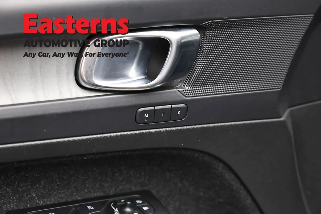 Used 2021 Gray Volvo T4 Inscription image 20