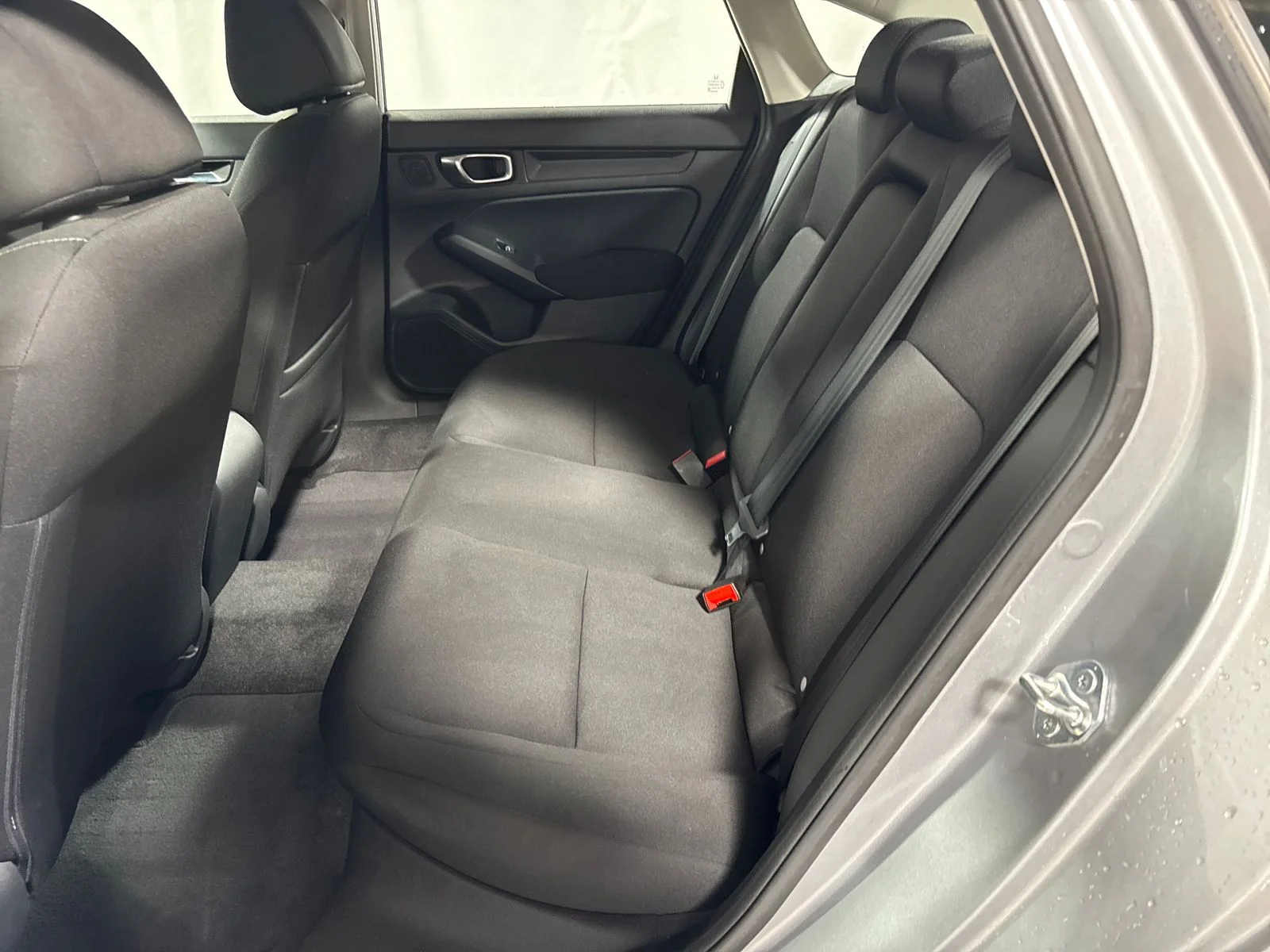 Used 2023 Lunar Silver Metallic Honda EX image 5