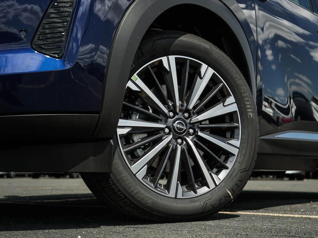 New 2026 Deep Ocean Blue Pearl Nissan Platinum image 6