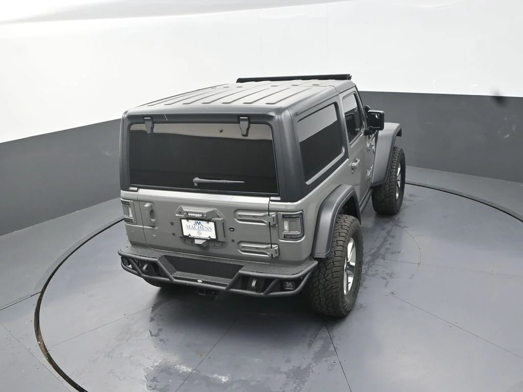 Used 2020 Gray Jeep Sport image 19
