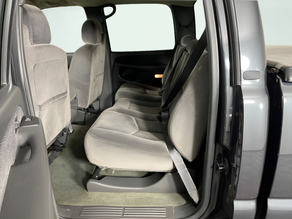 Used 2003 Carbon Metallic GMC SLE image 12