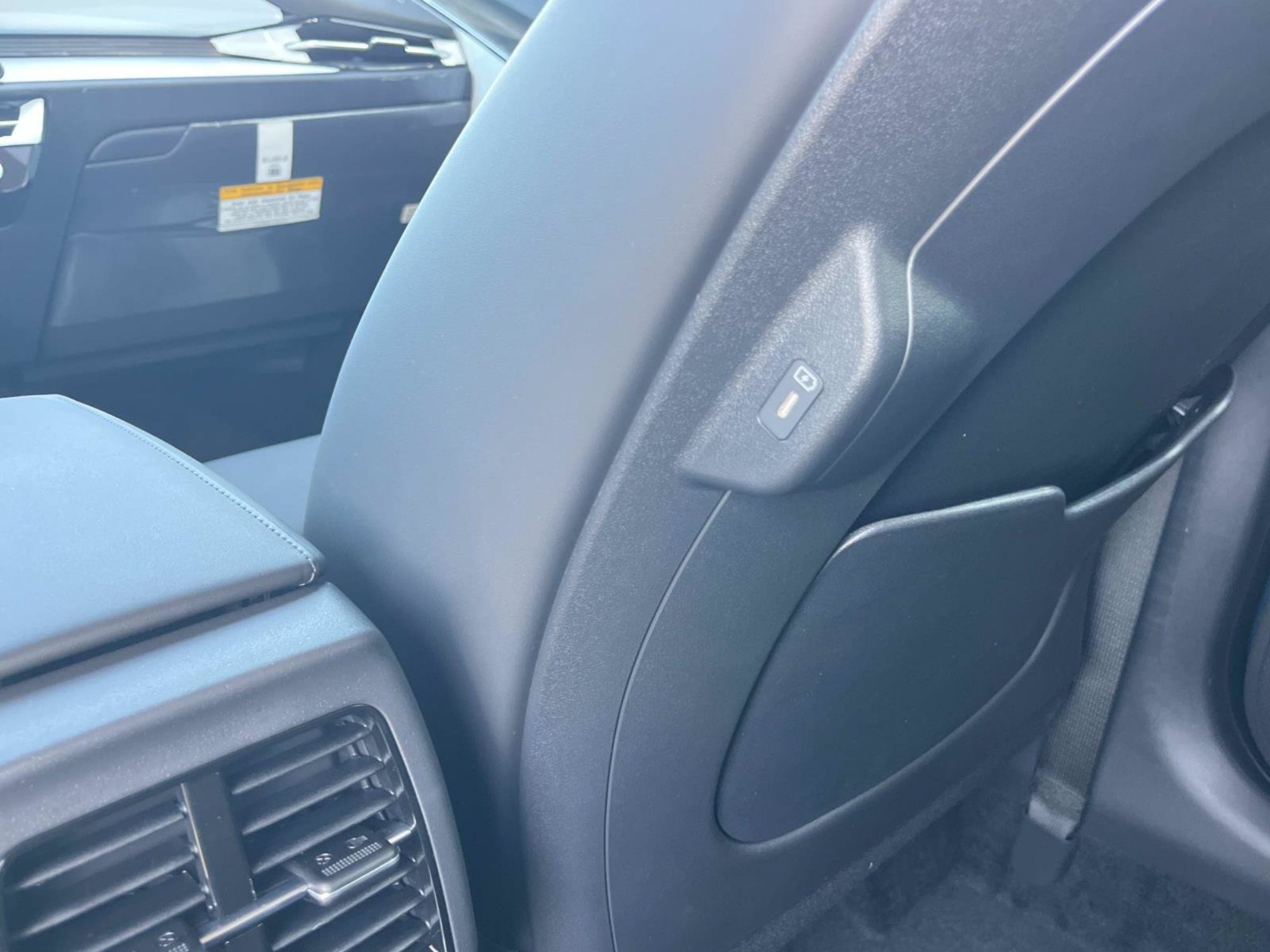 New 2026 Mineral Blue Kia EX image 17