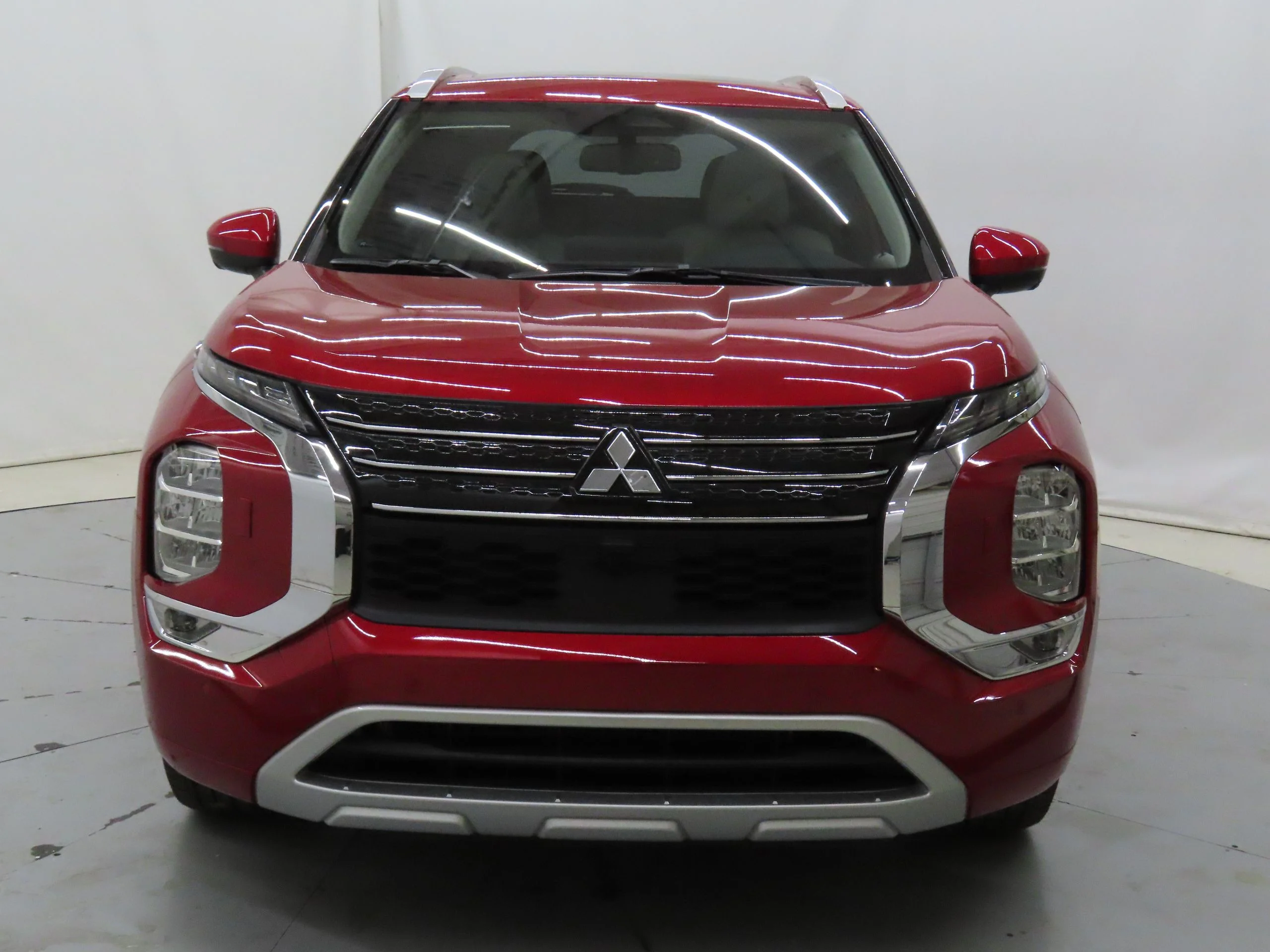 2025 Mitsubishi Outlander Plug-in Hybrid SEL - Photo 8