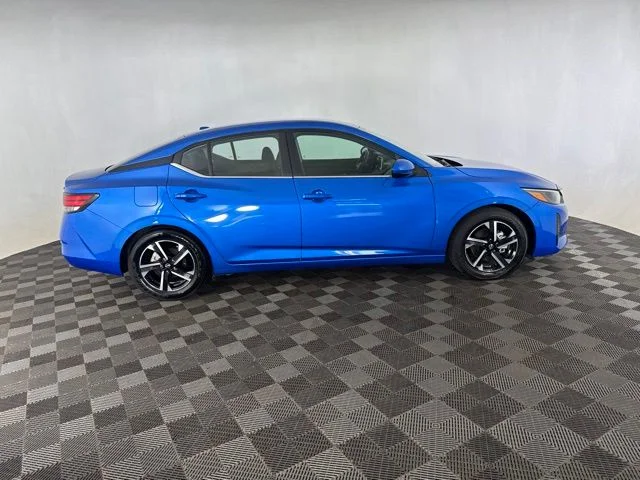 Used 2024 Blue Nissan SV image 4