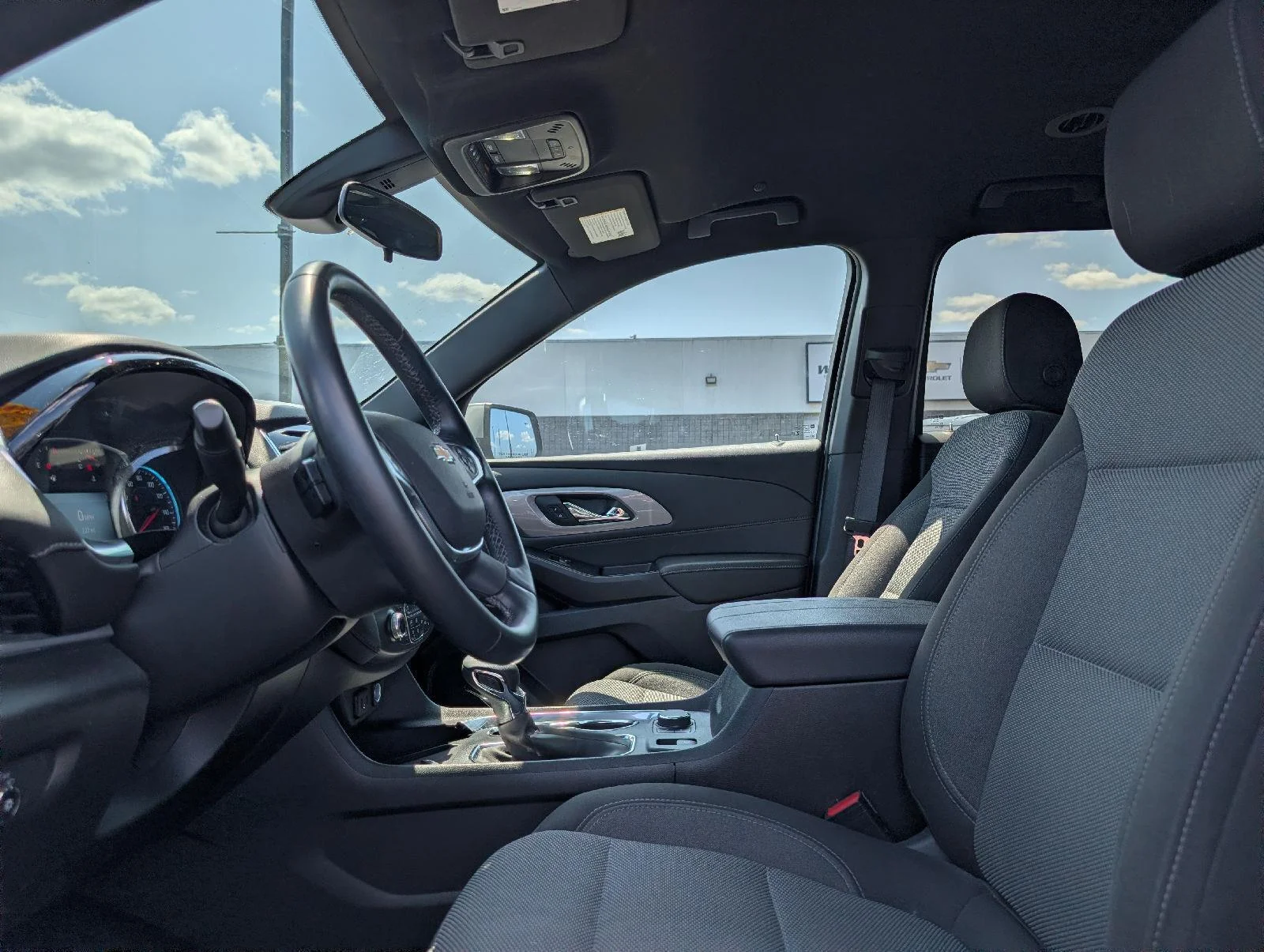 Used 2023 STERLING GRAY METALLIC Chevrolet LT Cloth image 8