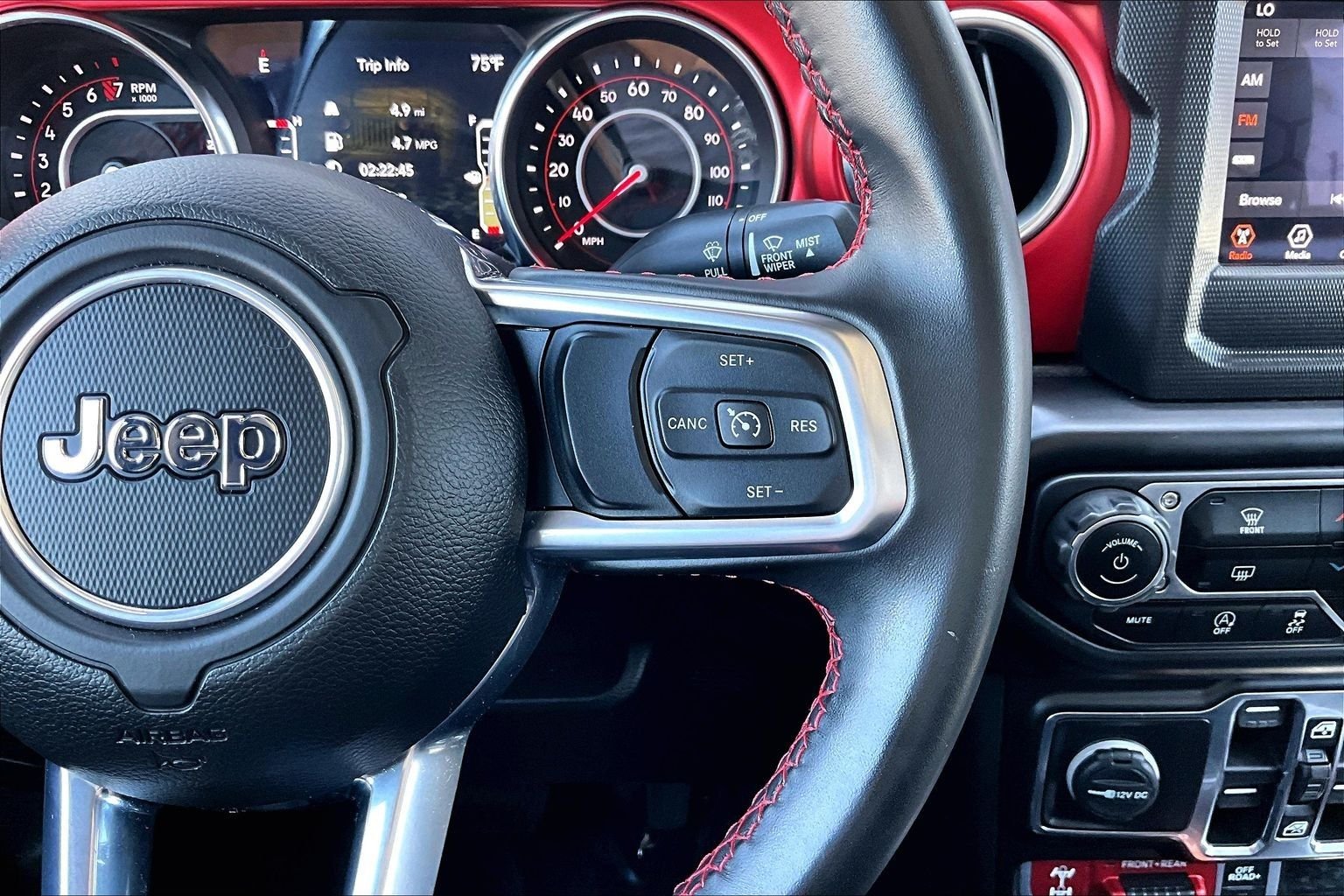 Used 2021 Gray Jeep Rubicon image 19