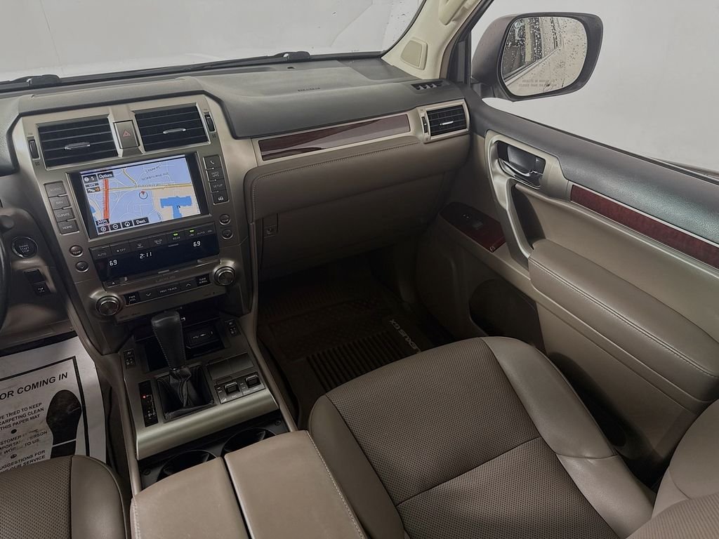 Used 2019 Starfire Pearl Lexus Premium image 24