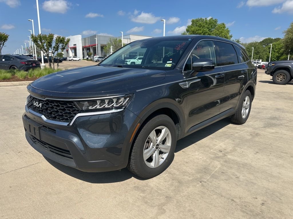 2023 Kia Sorento LX