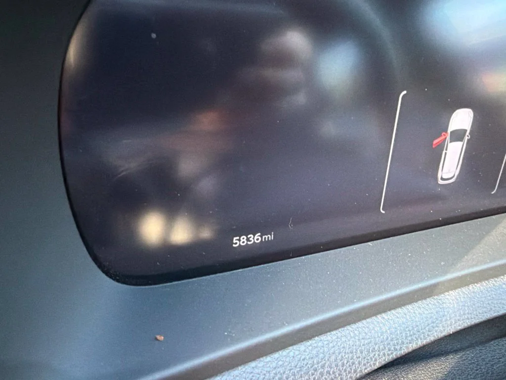 Used 2025 Red Toyota XLE image 9
