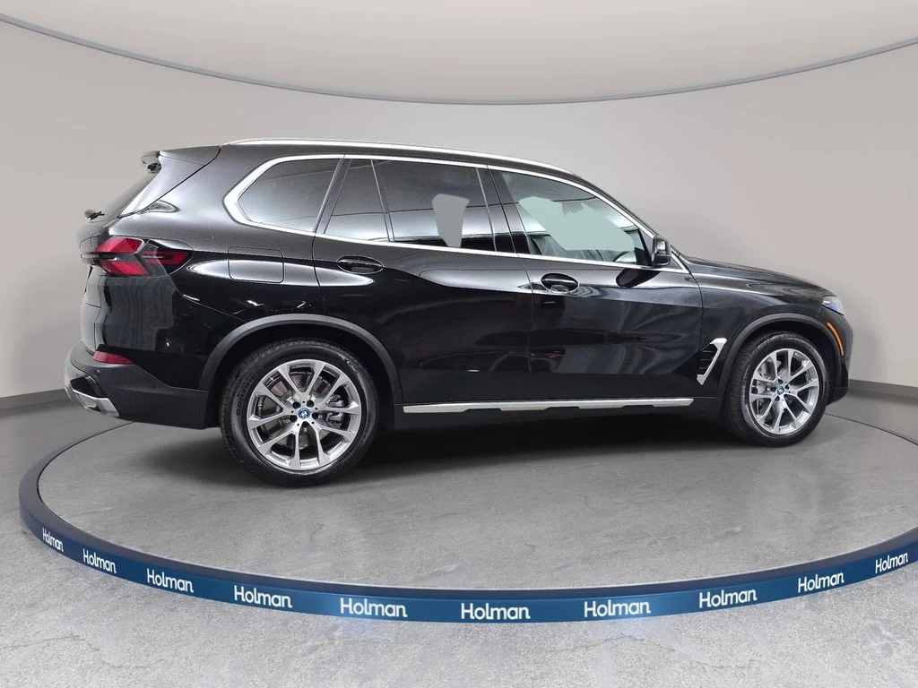 Used 2025 Black Sapphire Metallic BMW xDrive50e image 5