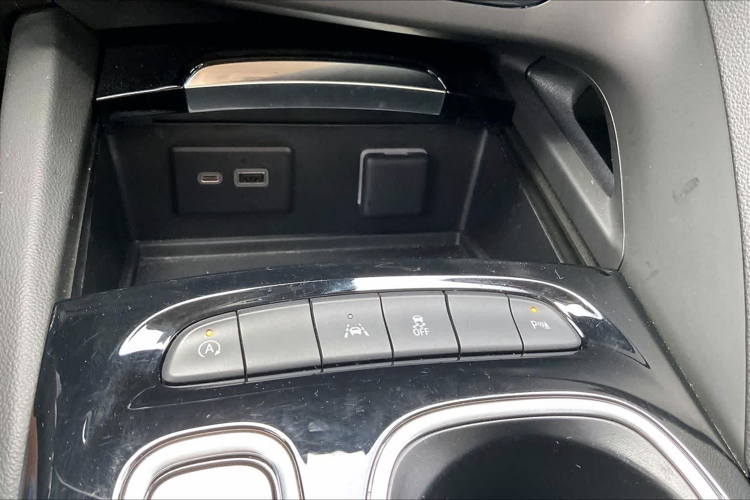 Used 2023 Moonstone Gray Metallic Buick Essence image 32