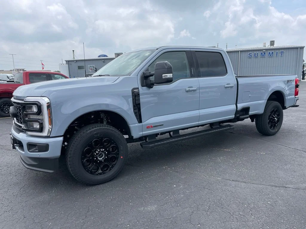 New 2026 Glacier Gray Metallic Tri-Coat Ford F-250® Lariat® image 5