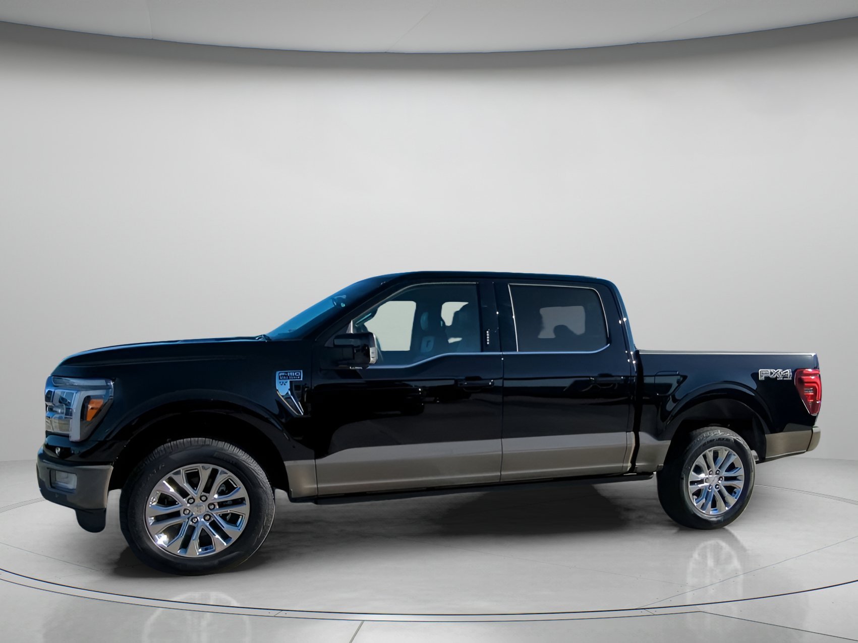 New 2026 Agate Black Metallic Ford King Ranch® image 12
