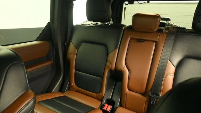 Used 2023 Cactus Green / Gray Ford Outer Banks image 21