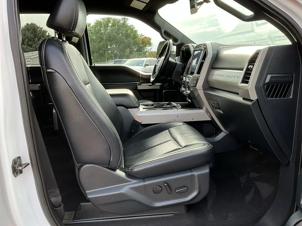 2022 Ford F-350 Super Duty Lariat - Photo 17
