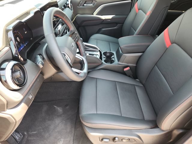 2026 Chevrolet Colorado Z71 - Photo 14