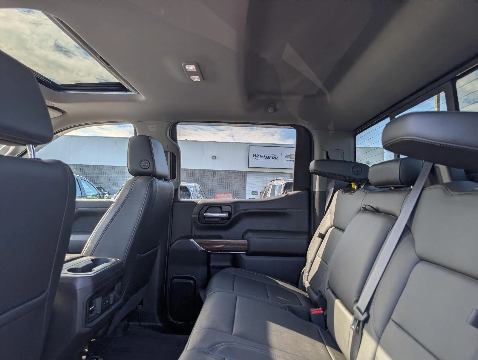 Used 2021 NORTHSKY BLUE METALLIC Chevrolet RST image 9