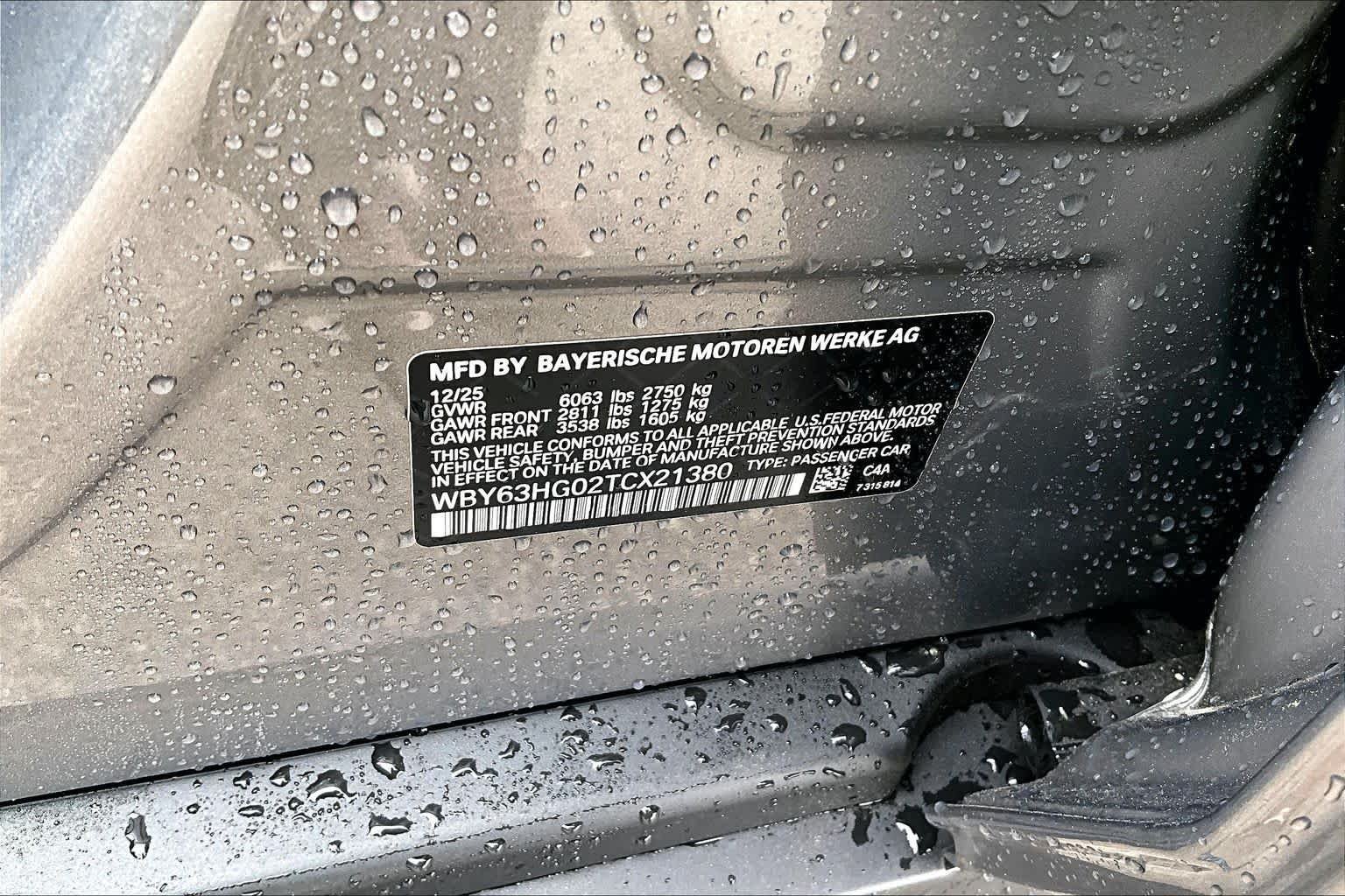 New 2026 Oxide Grey Metallic BMW eDrive40 image 19