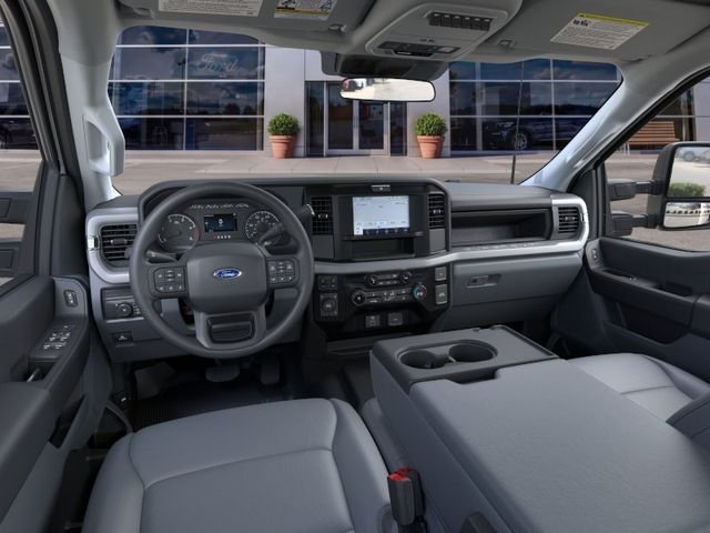 New 2026 Oxford White Ford XL image 9