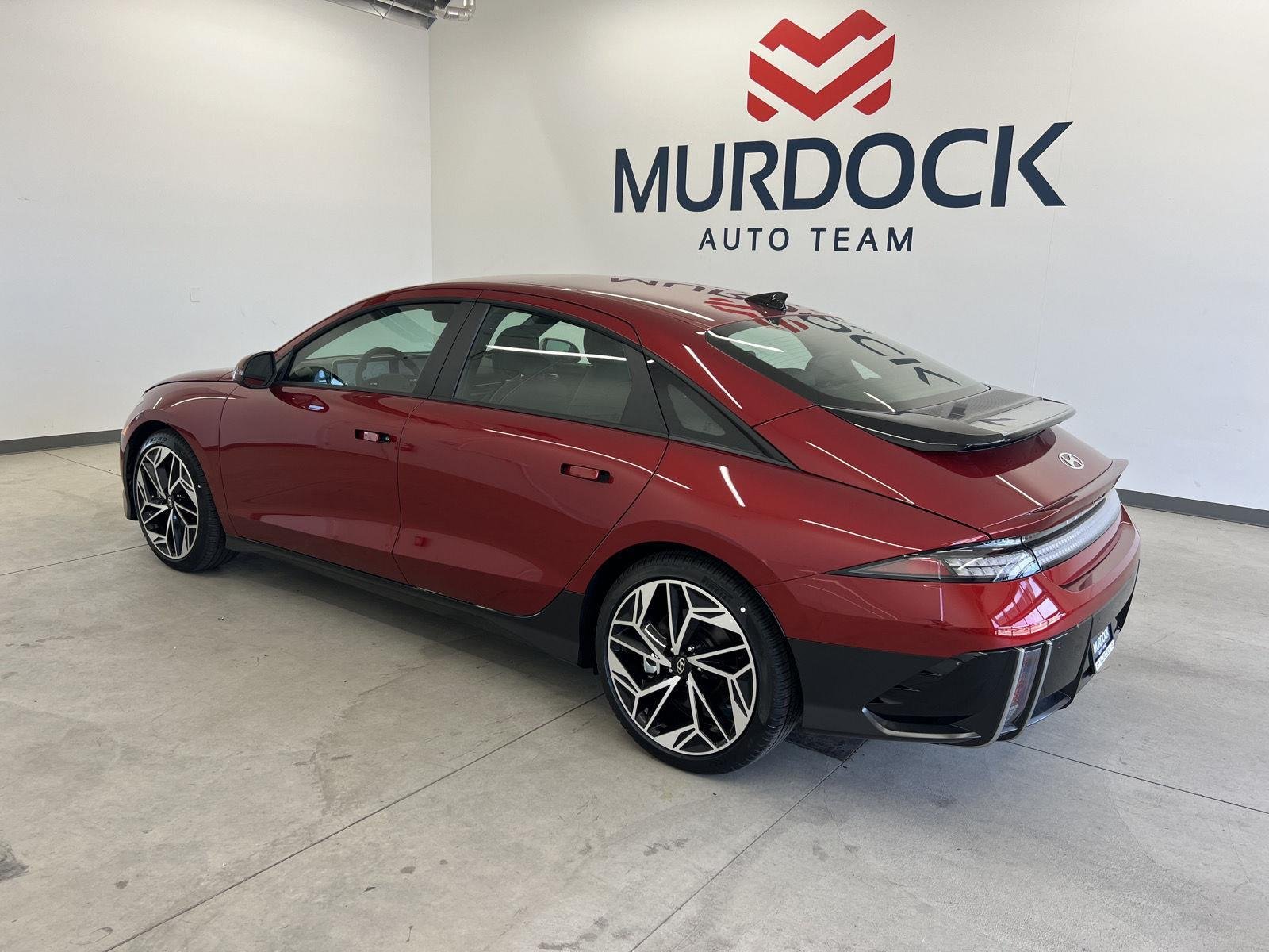 Used 2025 Ultimate Red Hyundai SEL image 2