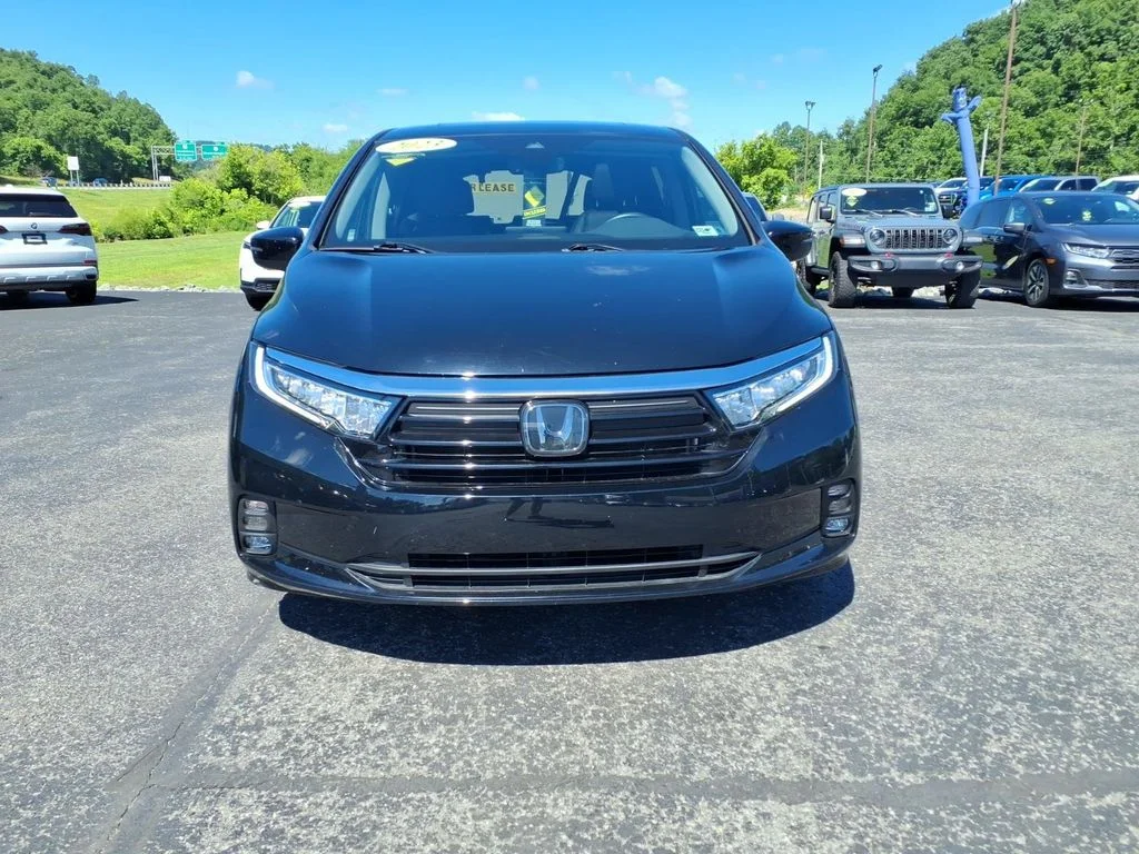 Used 2023 Black Honda EX-L image 2