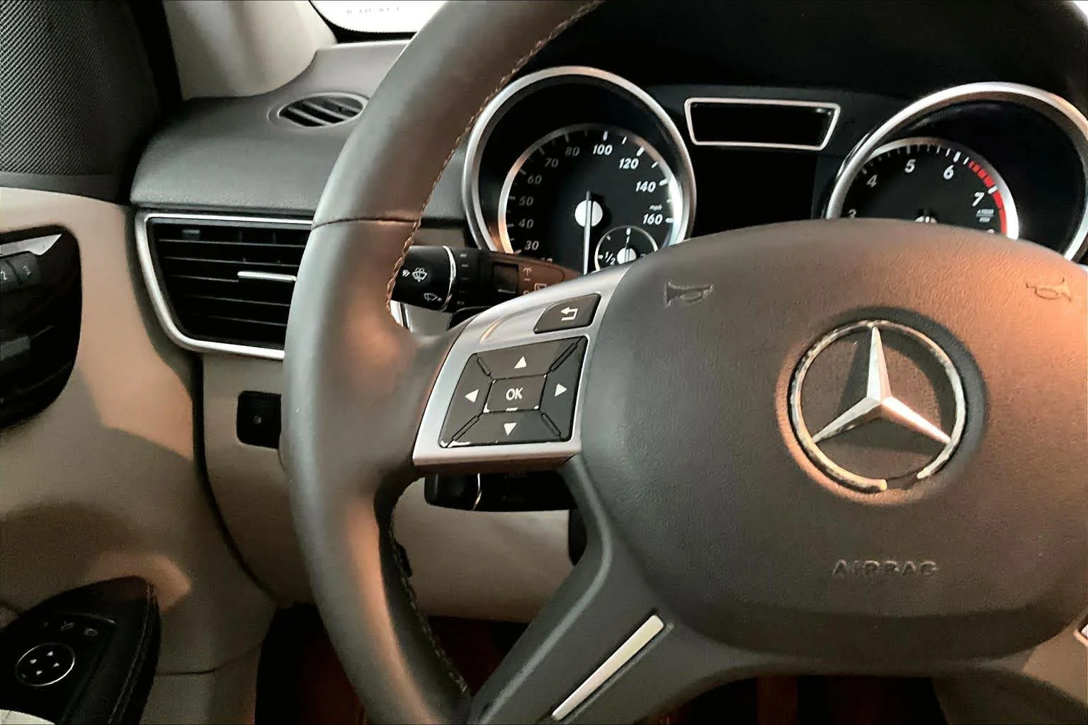 Used 2015 Palladium Silver Metallic Mercedes-Benz ML 350 image 24