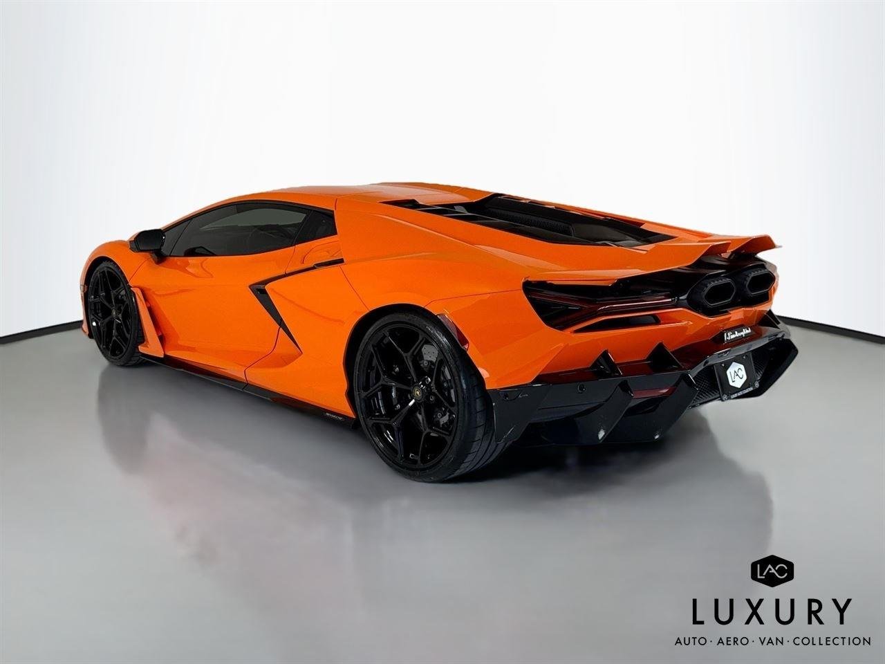 Used 2024 Arancio Apodis Metallic Lamborghini  image 8