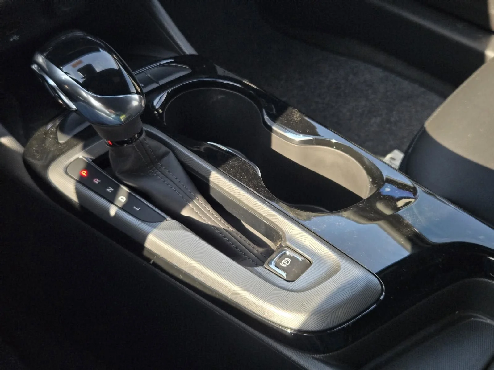 2026 Buick Envista Sport Touring - Photo 12