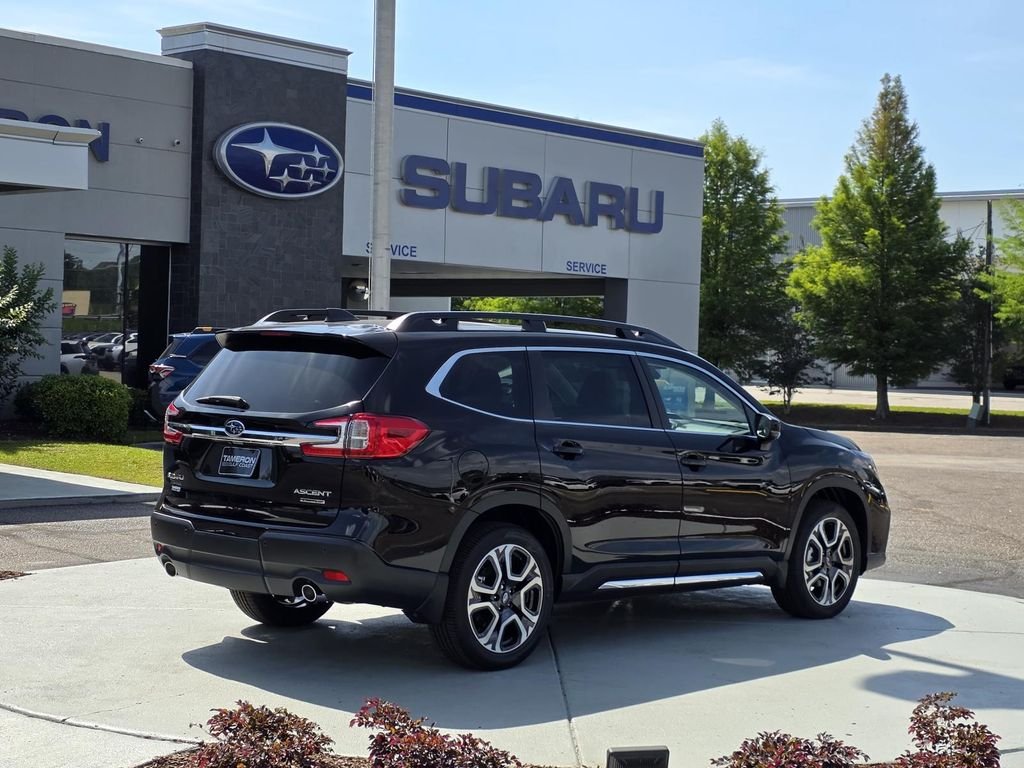 New 2026 CRYSTAL BLACK SILICA Subaru Limited 7-Passenger image 5
