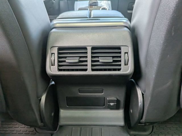 Used 2021 Black Land Rover R-Dynamic HSE image 16